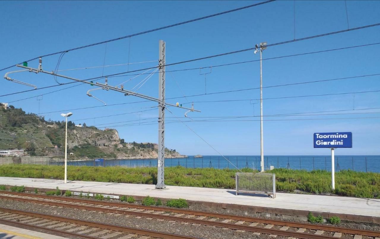 La Maison Doree Giardini-Naxos Zewnętrze zdjęcie